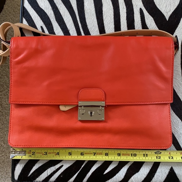 L.A.M.B. By Gwen Stefani burnt orange briefcase - Picture 15 of 16